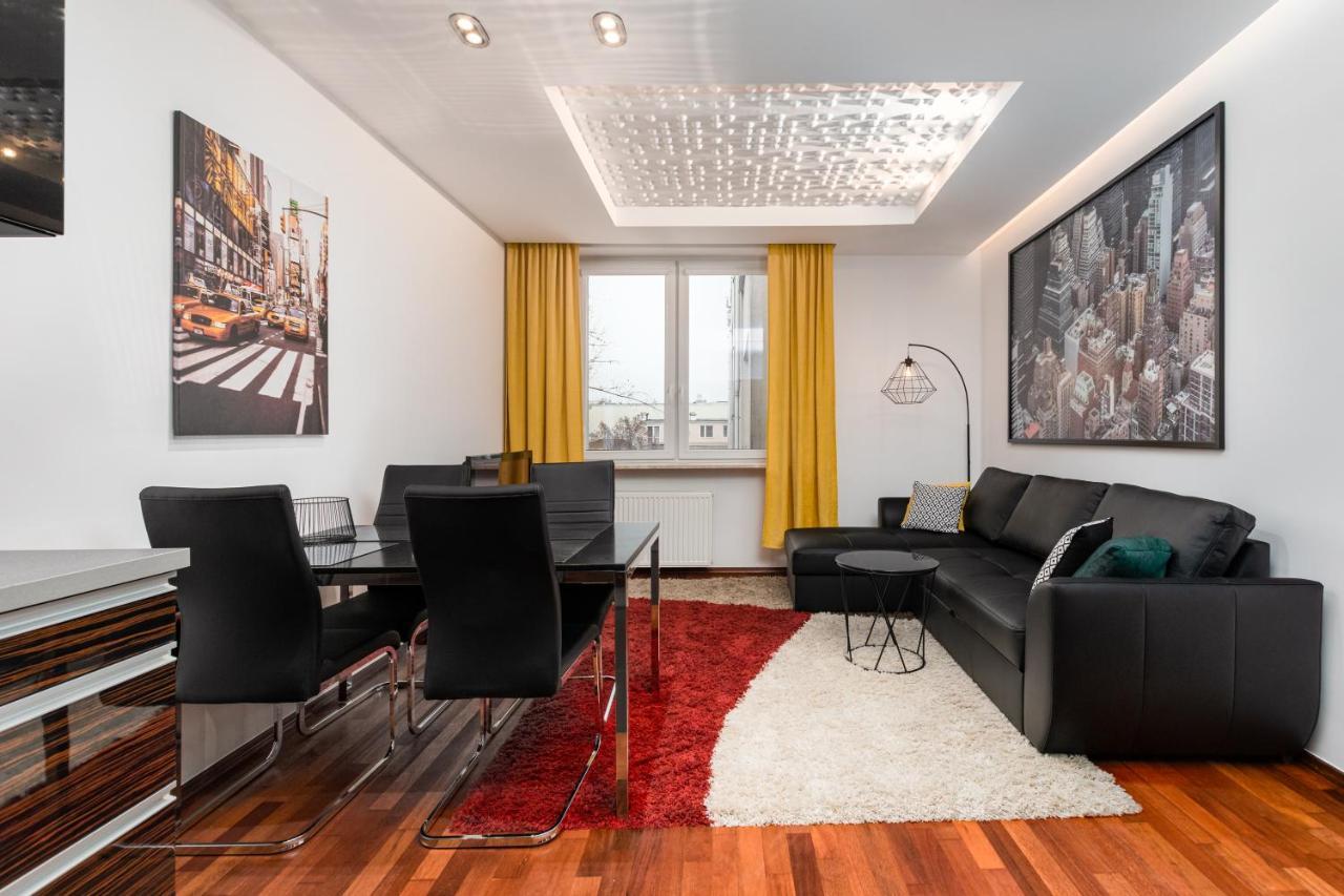 Wilcza 26A By Homeprime วอร์ซอ ภายนอก รูปภาพ
